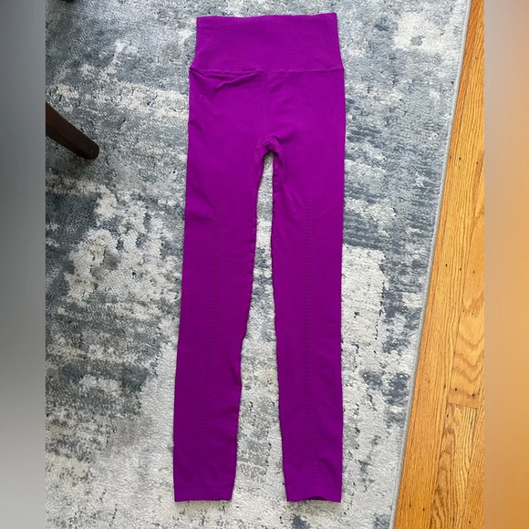 NWOT! Free People FP Movement Good Karma 7/& Leggings, SZ XS/S, Bright Purple - Picture 3 of 8
